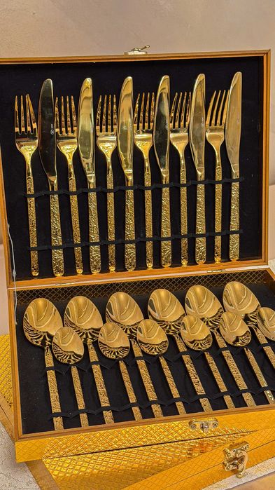 Set tacâmuri din inox auriu finisaj premium 24 piese CRAFT