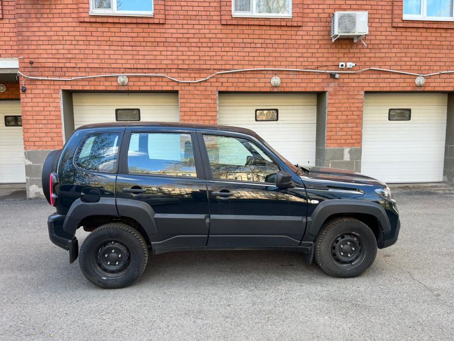 Продам ниву travel