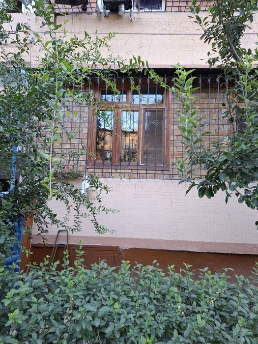 Продаю оконные рамы