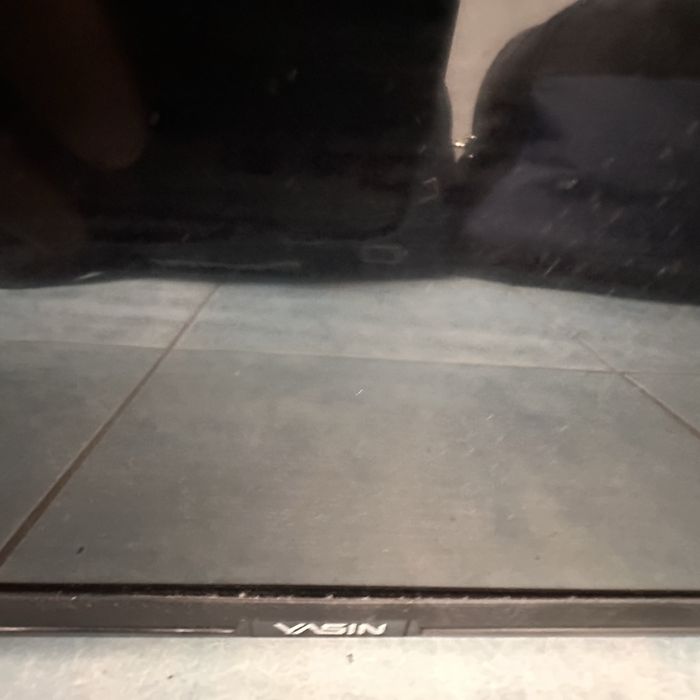 Телевизор б/у Yasin