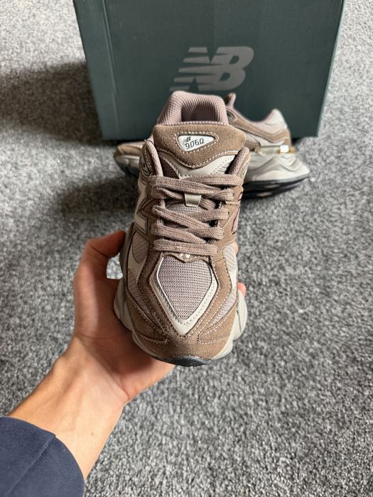 New Balance 9060 (36-40)
