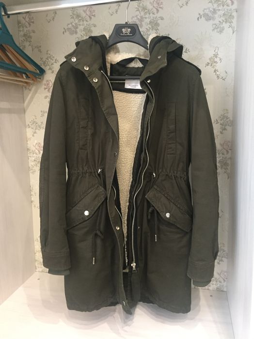 Парка Bershka размер М