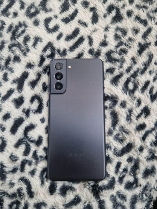 Samsung S21 5G .