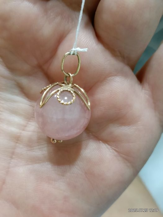 Vind pandantiv din aur 14kt cu quartz roz