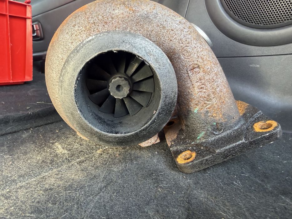 Турбокомпресор John Deere k27 31