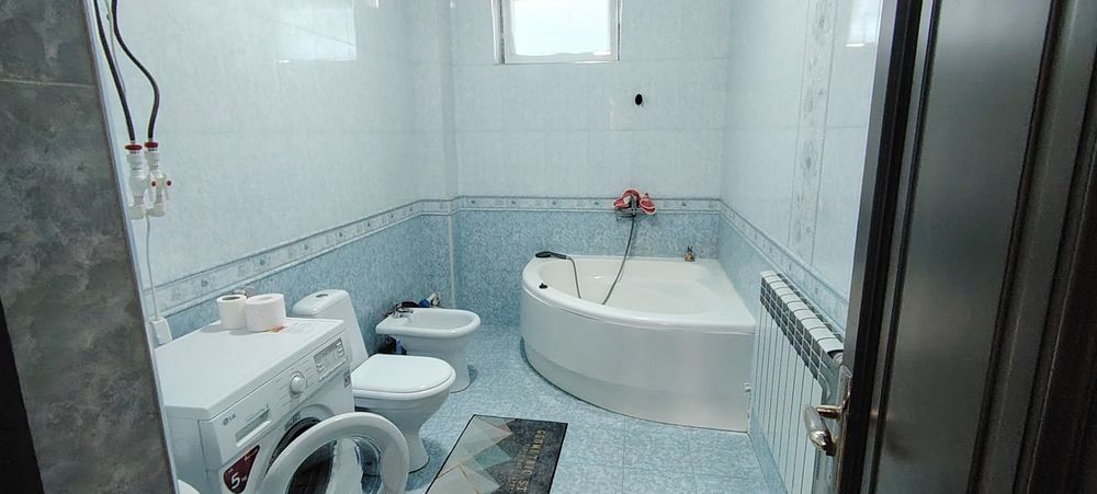 2 каватда 3 хонали квартира ижарага берилади.