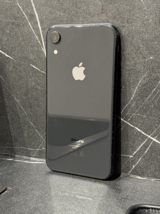 Iphone Xr, 64GB, Black, In stare buna. Fara fisuri