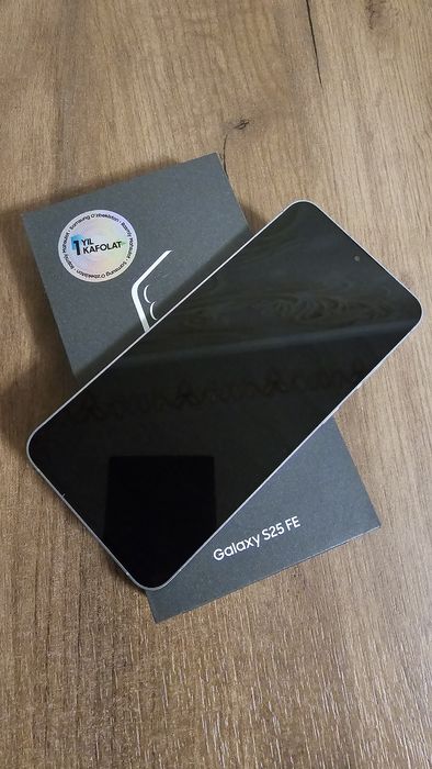 Продам Samsung S25 FE 8/256