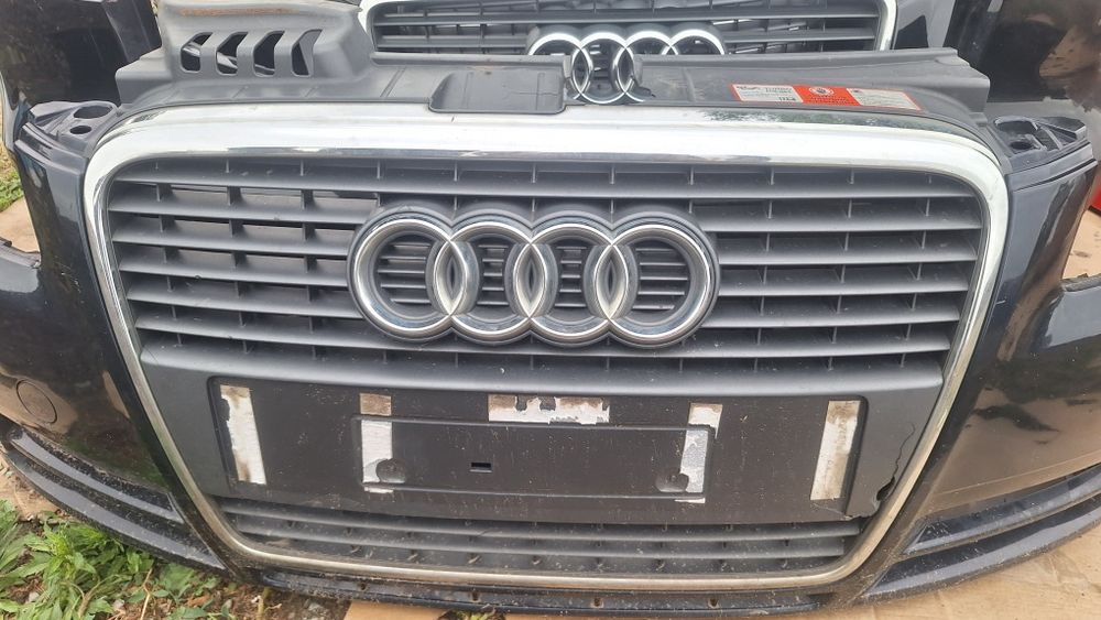 Bara fata audi a4 b7 faruri tragar capota aripa