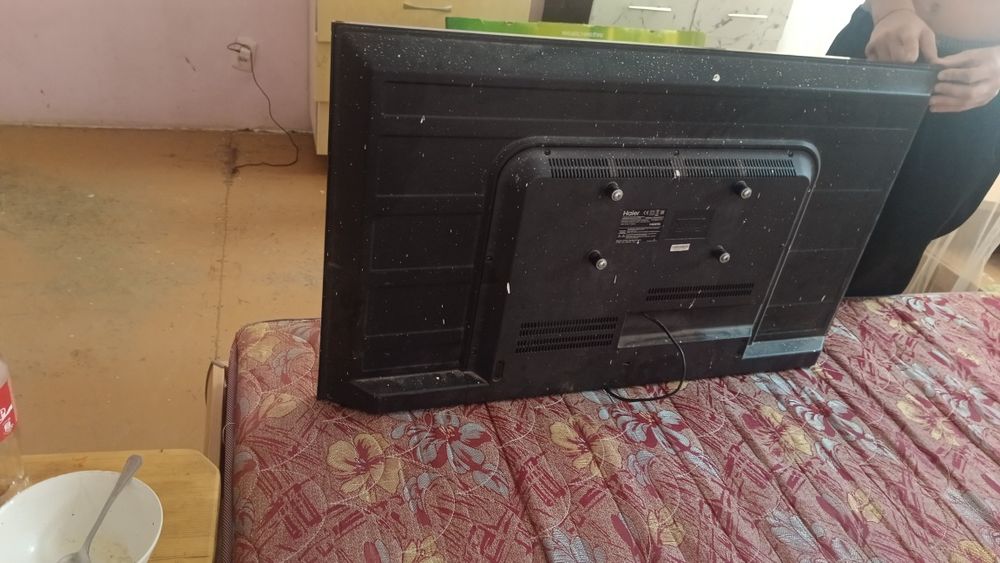 Продаю телевизор haier