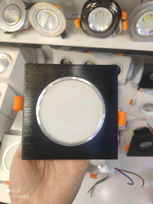 Галогены в hi-tech стиле в большом ассортименте