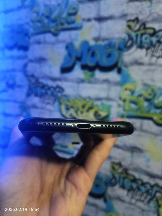 Продам айфон хр на 64гб