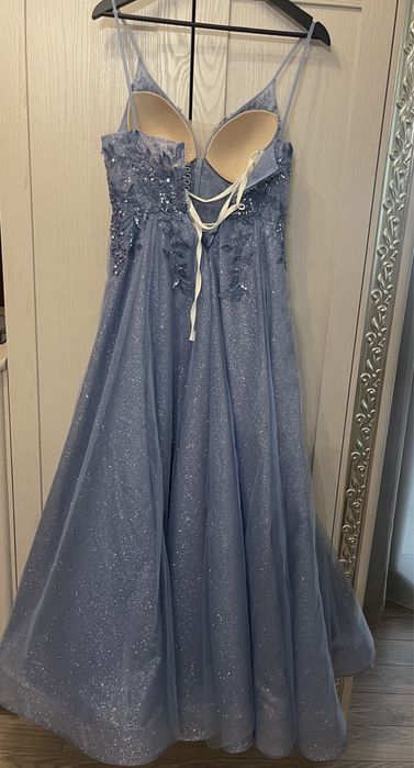 Бална рокля чисто нова