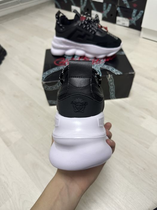 Versace Chain Reaction