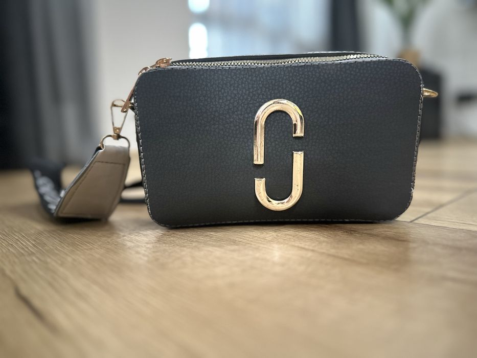 Дамска чанта