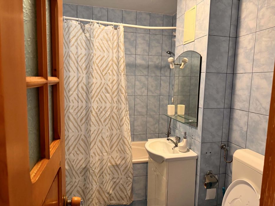 Apartament 2 camere de închiriat