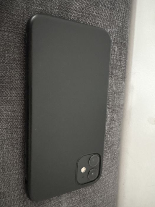 Iphone 11  64 Gb in stare buna