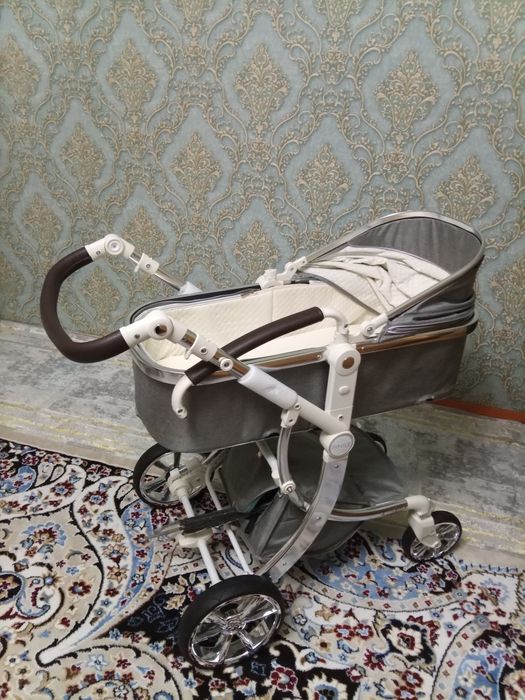 Новая коляска многофункциональная