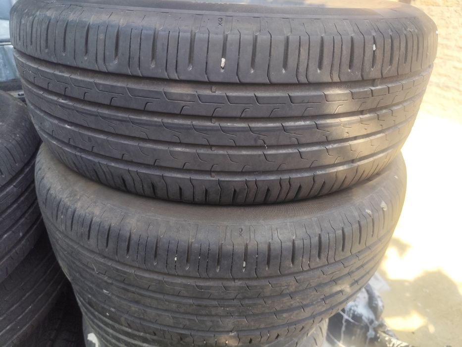 Vând set cauciucuri 215/55/R17 94V Continental EcoContact6