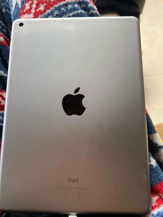 Iphone XR , Ipad 6 , Ipad 6