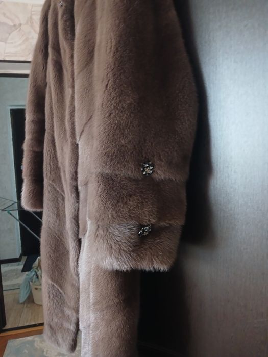 Срочно продам норковую шубу