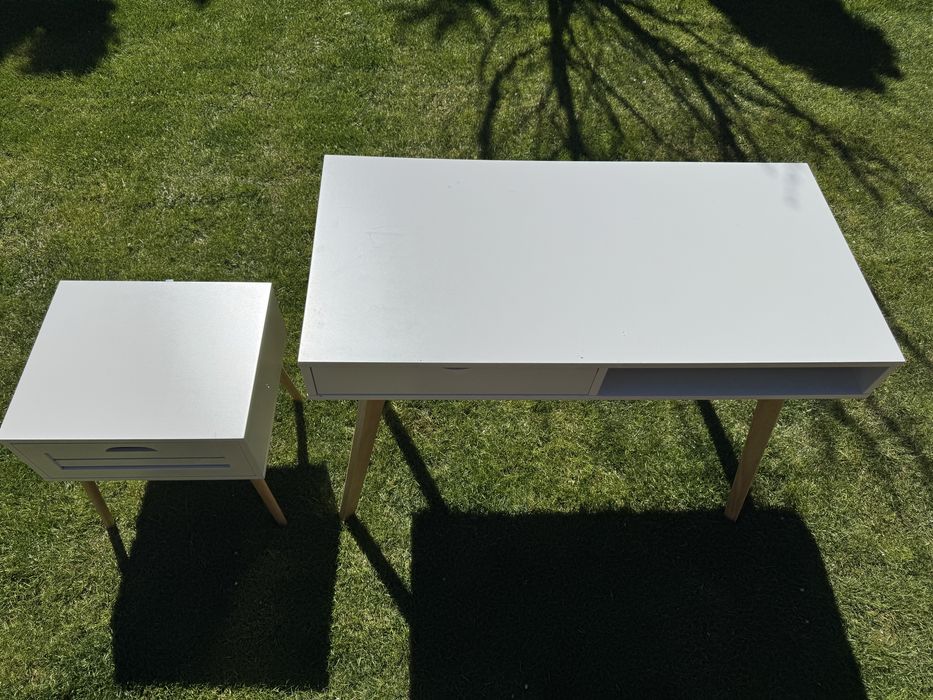 комплект бяло бюро с чекмедже и шкаф