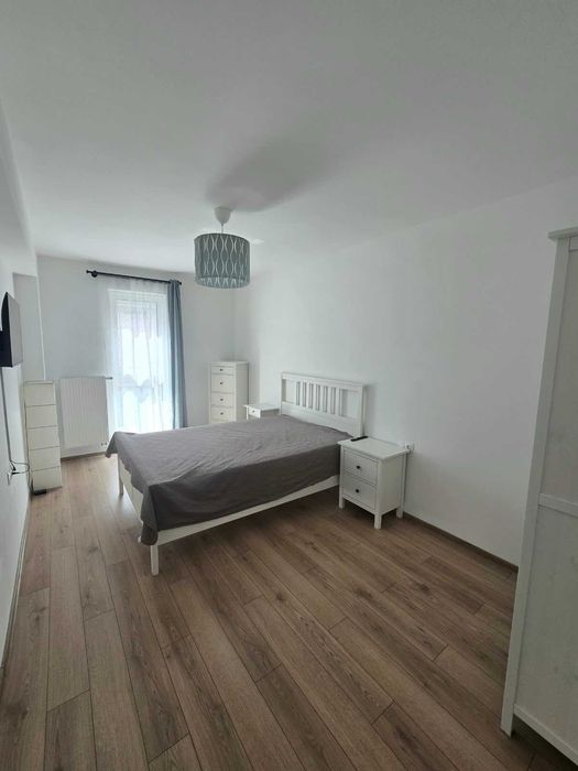 Inchiriez apartament - 2 camere + parcare + boxa - Cartier Maurer
