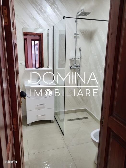 Vanzare vila spatioasa P+1+M, strada Tismana - zona rezidentiala