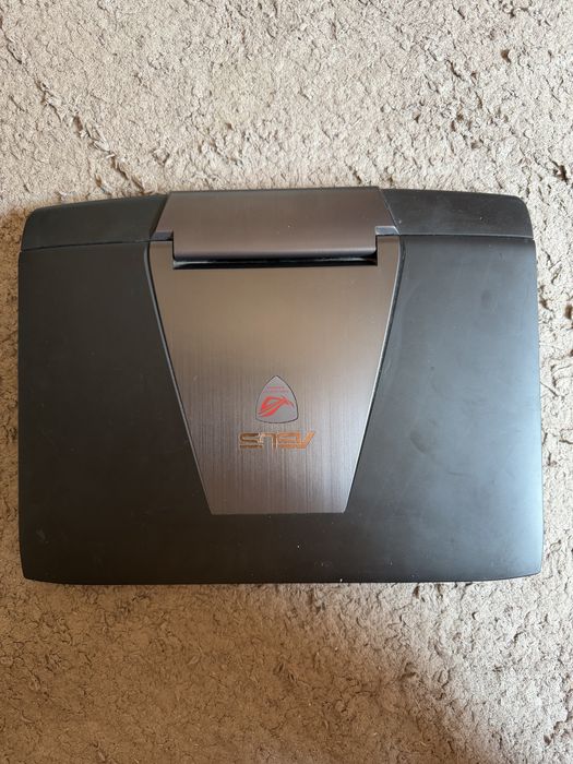 ASUS ROG G751JM – pentru piese / nefuncțional