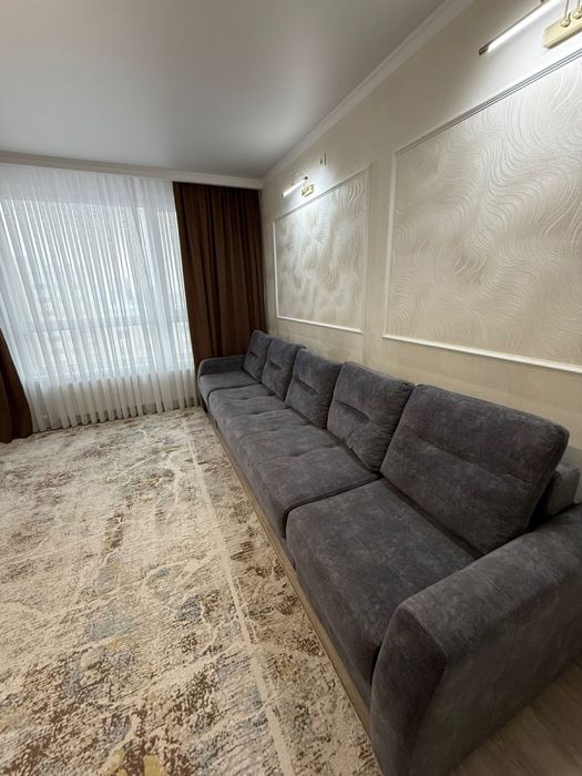 Продам диван 4 метровый