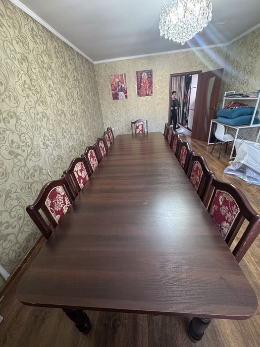 Большой стол 3,5 м + 13 стульев