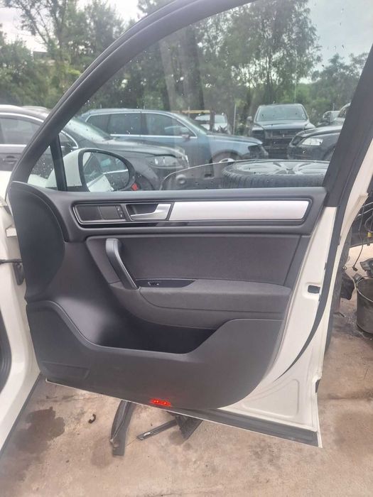 VW Touareg 3.0 TDI  ,CAS motor, 240 к.с. , 60 броя на части