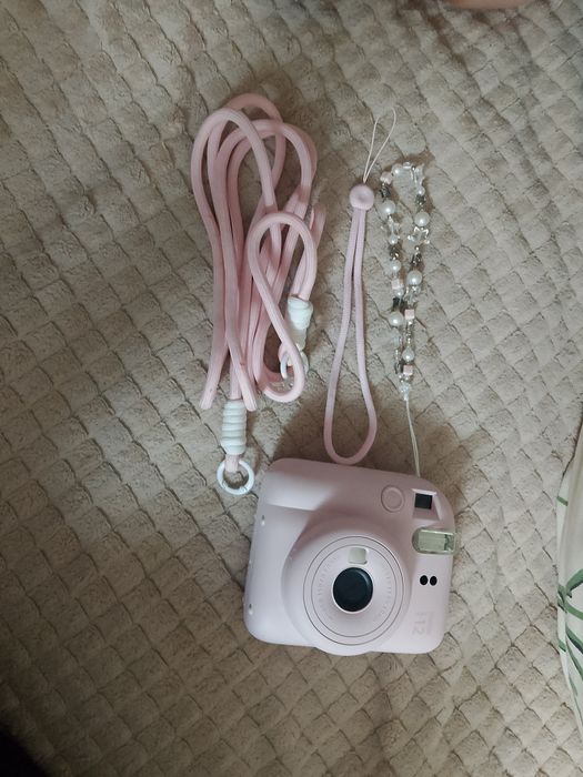 Instax 12 mini розовый с 4 плёнками