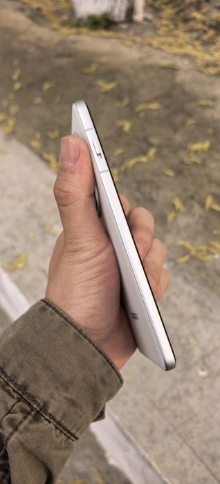 Oppo Find X8 Pro 16/512 Gb sotiladi