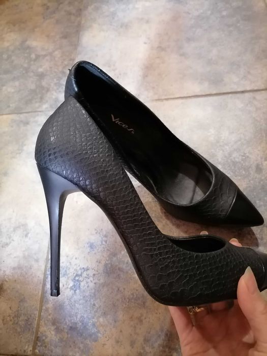 Дамски обувки на ток