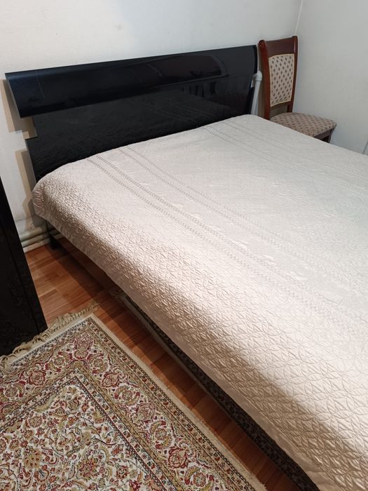 Кровать двуспальная, 200*180