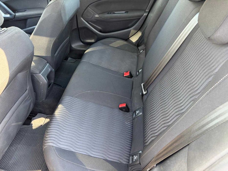 vand PEUGEOT 308  an fabricatie 2017,170 000 km,  euro6 ,pret 7000 euro