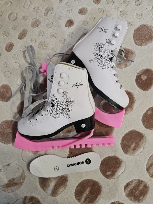 Фигурные коньки детские