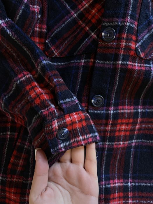 Късо карирано палто