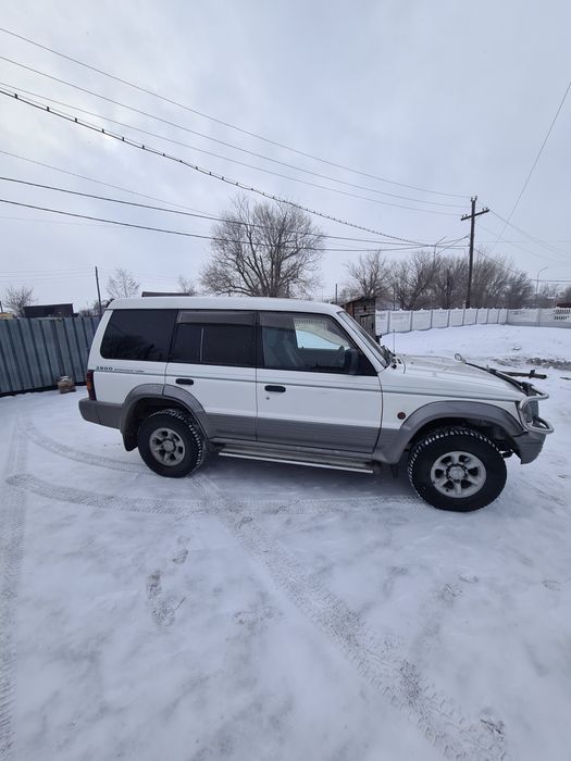 Митсубиси паджеро