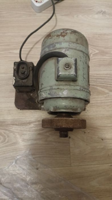 Продам точильный станок