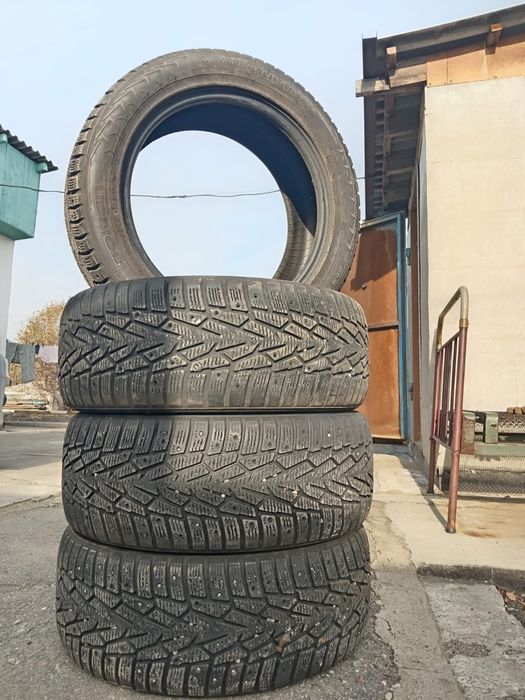 Продам автошины зимние