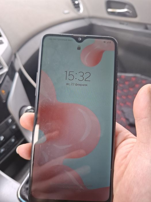 Samsung a20s в хорошем рабочем состоянии
