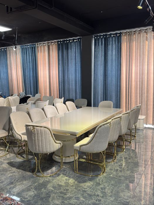 Stol stul neoklasika. 12/1