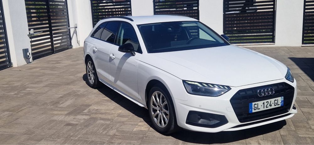 AUDI A4 2023 — imagine 2