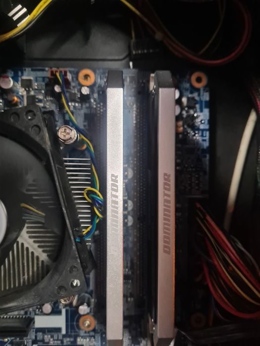 Настолен компютър