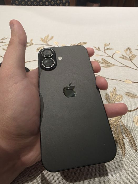 Продам или обмен iphone 16 256gb В ИДИАЛЬНОМ СОСТОЯНИИ!