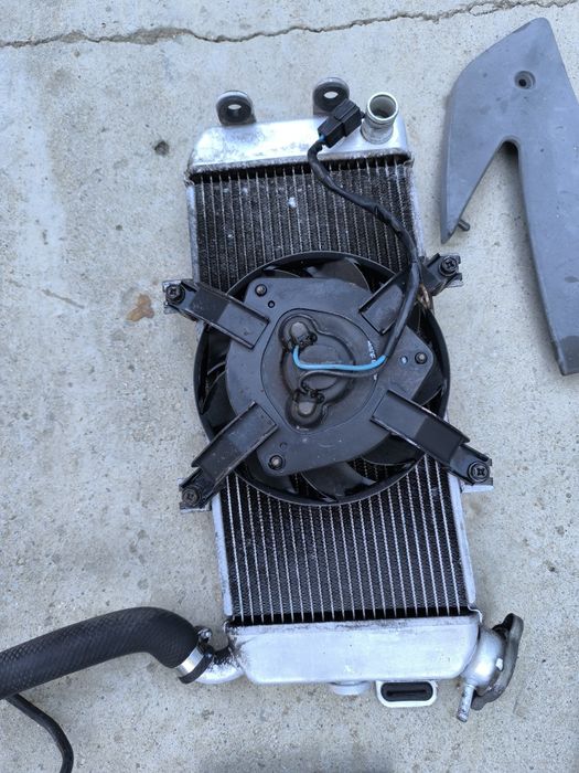 Само на части Kawasaki er6 er 6