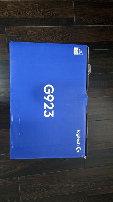 Logitech G923 + Pedale + Schimbător Logitech Driving Force Shifter