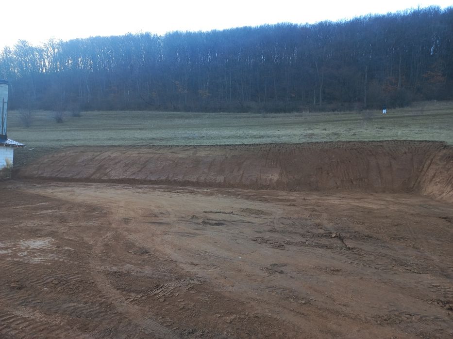 Teren  intravilan SCH cu Auto Sau Apartament 500 Mp